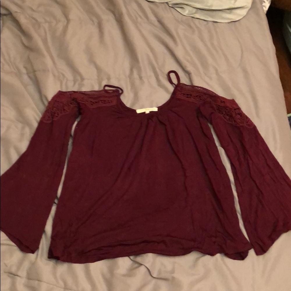 Wide sleeve top